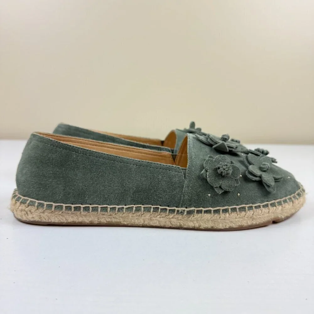 EUC Tablots Izzy Sage Green Floral Suede Espadrille Flats